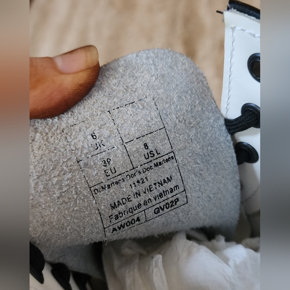 💖NWOT💖 Dr. Martens Booties 1460 Lace Up Boots Booties - Picture 8 of 14